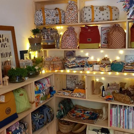 Gite La Mosaique Dauphin エクステリア 写真